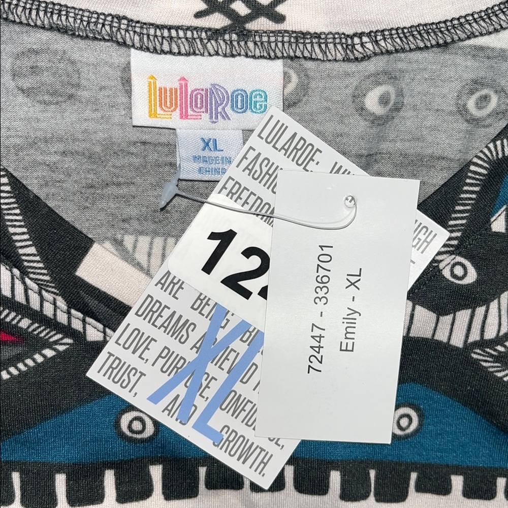 LuLaRoe NWT Size XL Gray & Blue Aztec Print Emily Swing Dress w/ Pockets - Picture 5 of 5